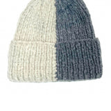 Checkity Alpaca hat in Grey Silver