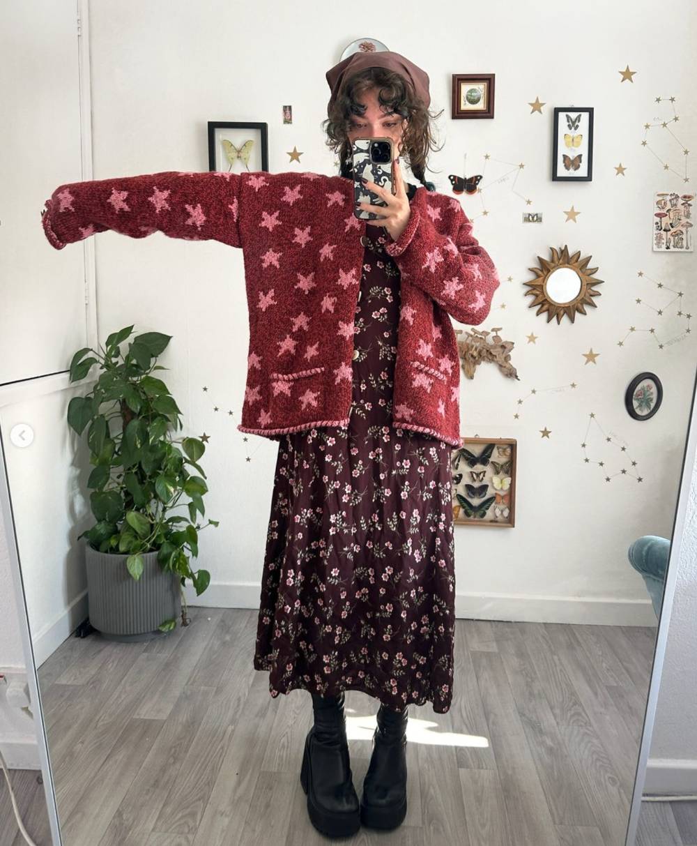 “WHENEVER” STAR CARDIGAN