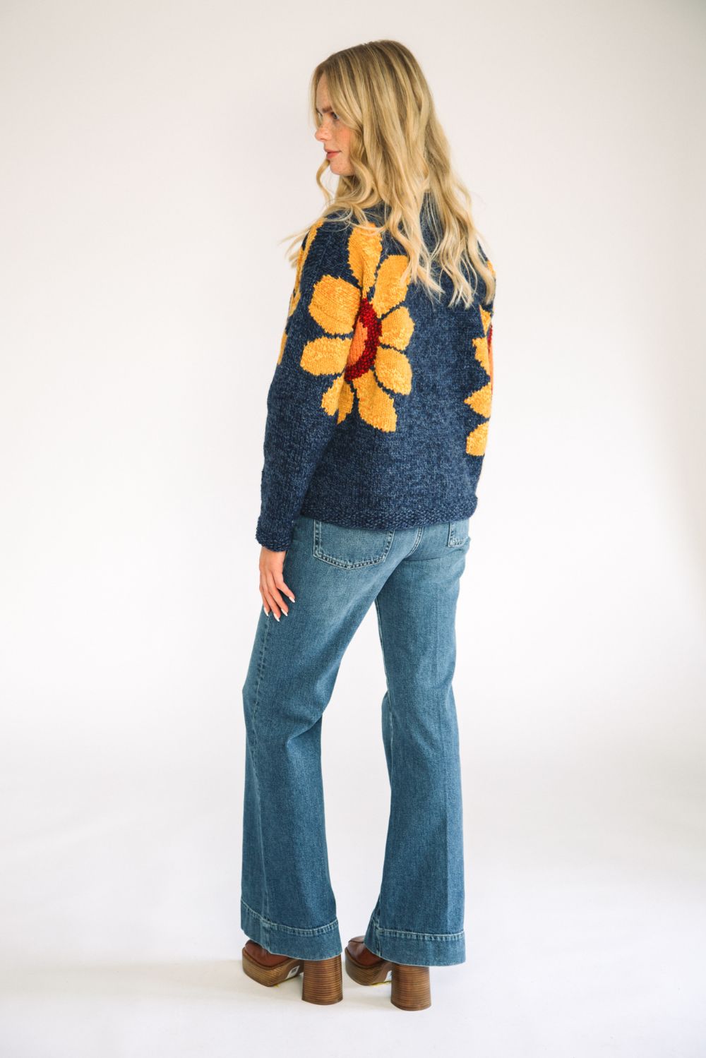 Amano Sunflower V-Neck Wool Cardigan Blue