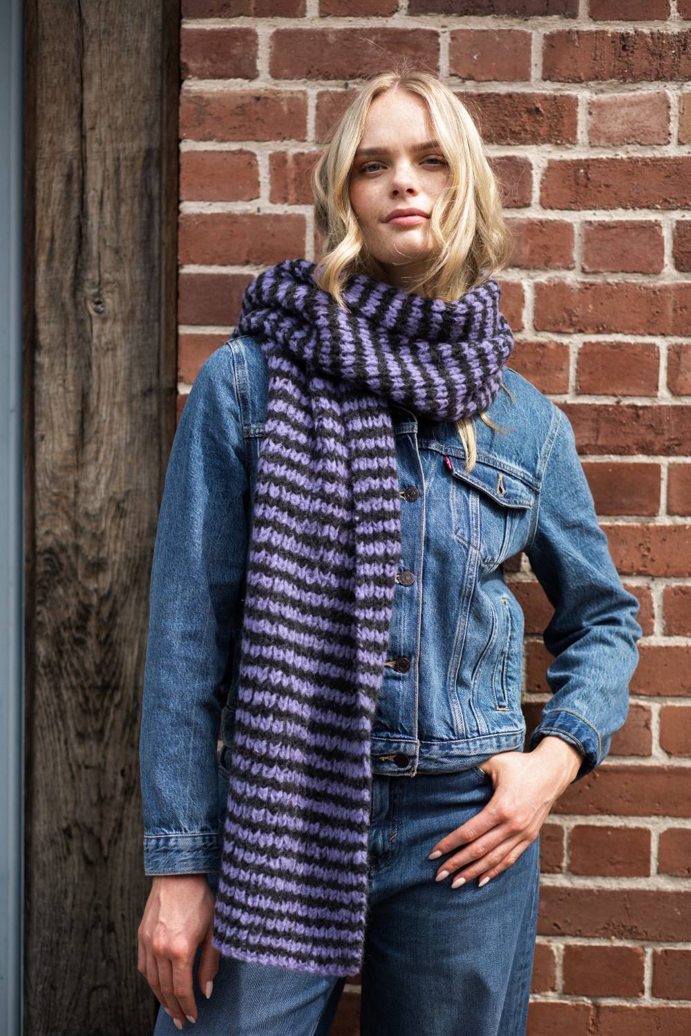 Stripe Scarf Pullover Purple/Charcoal