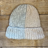 Checkity Alpaca hat in Grey Silver