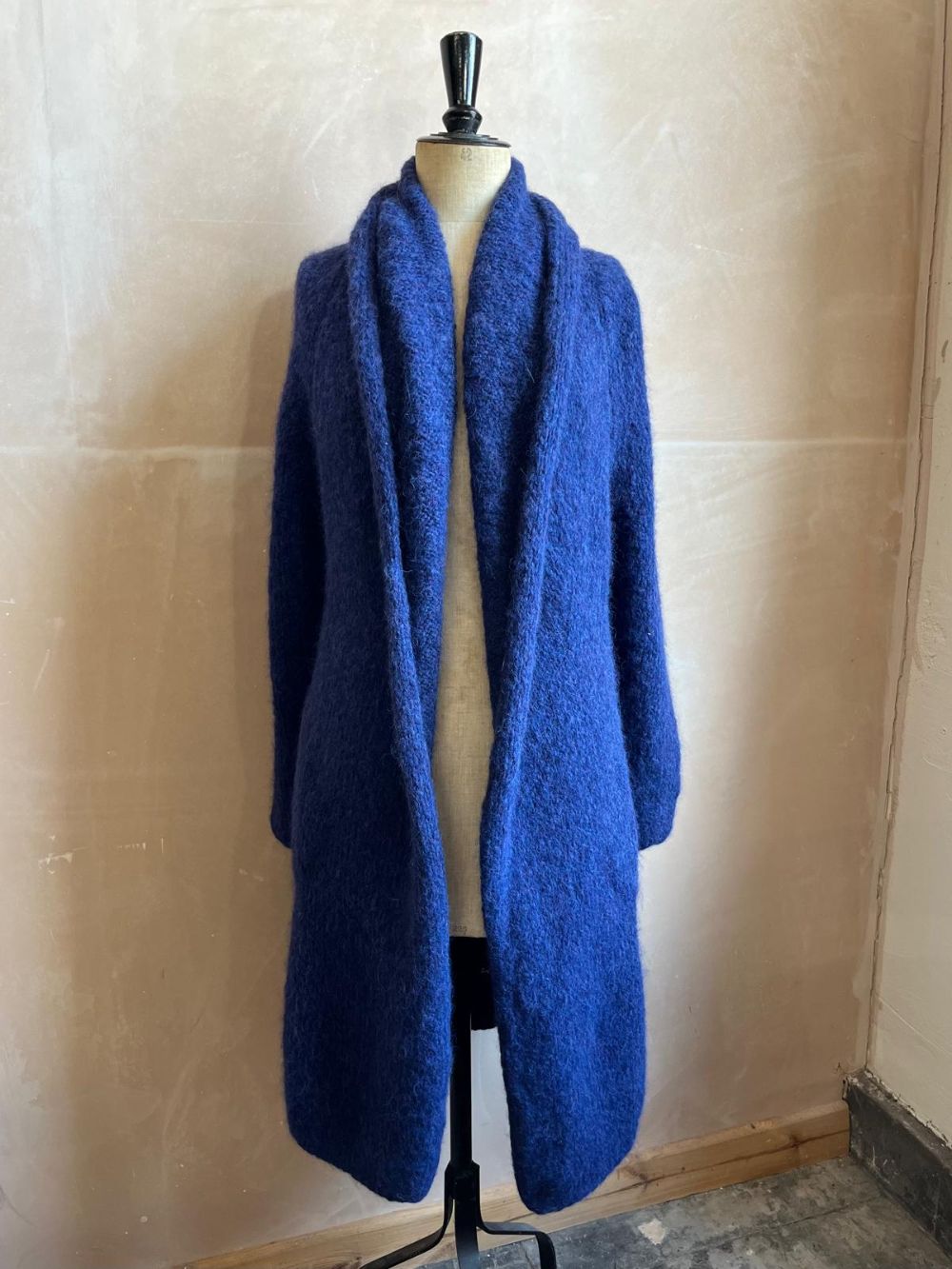 Abrazo Alpaca Coat in Night Blue