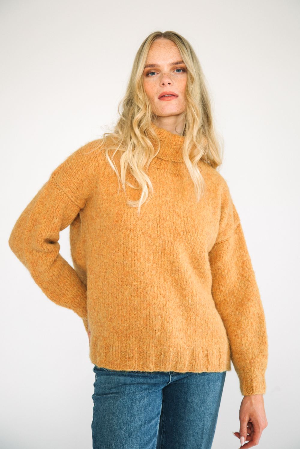 Foggy Alpaca Sweater in Butterscotch